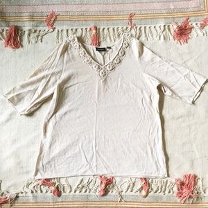 Lightly Loved ✨ Avenue Embroidered Lightweight Top